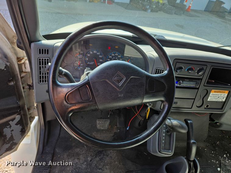 image for item ED2050 2007 International 4300 box truck