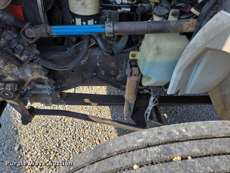 image for item ED2050 2007 International 4300 box truck