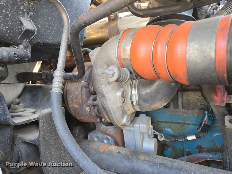 image for item ED2050 2007 International 4300 box truck