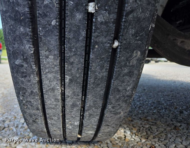 image for item ED2050 2007 International 4300 box truck