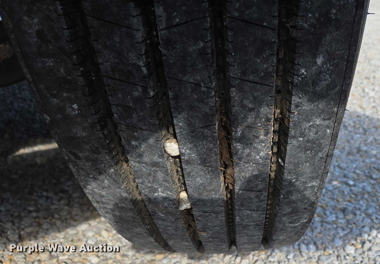 image for item ED2050 2007 International 4300 box truck