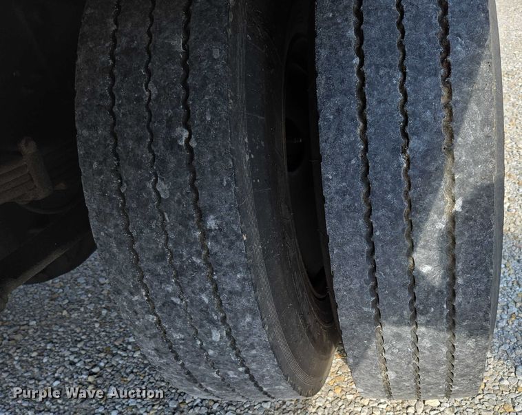 image for item ED2050 2007 International 4300 box truck