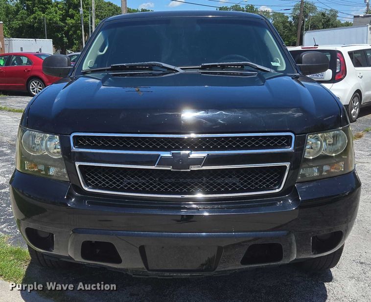 image for item ED2103 2011 Chevrolet Tahoe Police SUV