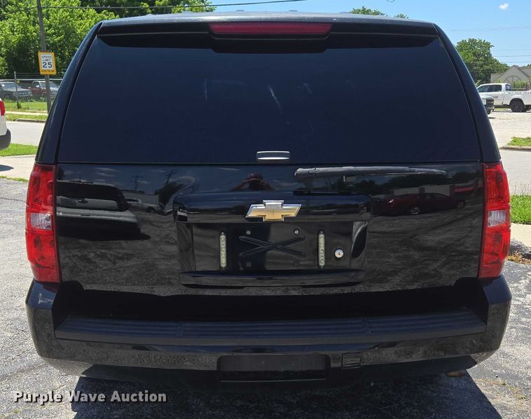 image for item ED2103 2011 Chevrolet Tahoe Police SUV