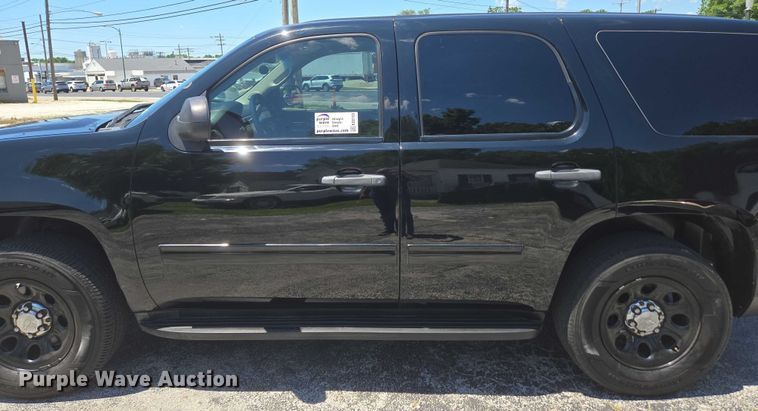 image for item ED2103 2011 Chevrolet Tahoe Police SUV