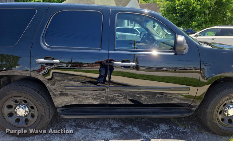 image for item ED2103 2011 Chevrolet Tahoe Police SUV