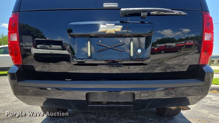 image for item ED2103 2011 Chevrolet Tahoe Police SUV