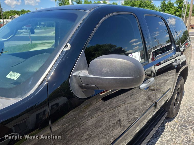 image for item ED2103 2011 Chevrolet Tahoe Police SUV