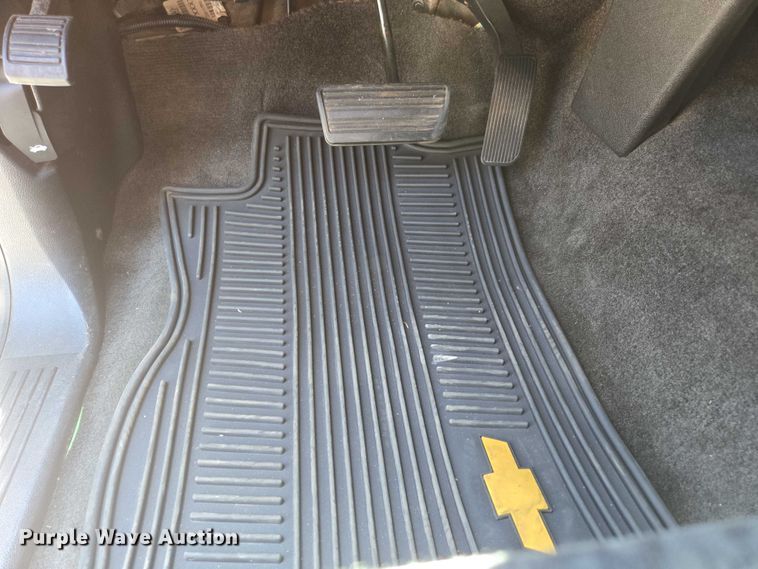 image for item ED2103 2011 Chevrolet Tahoe Police SUV