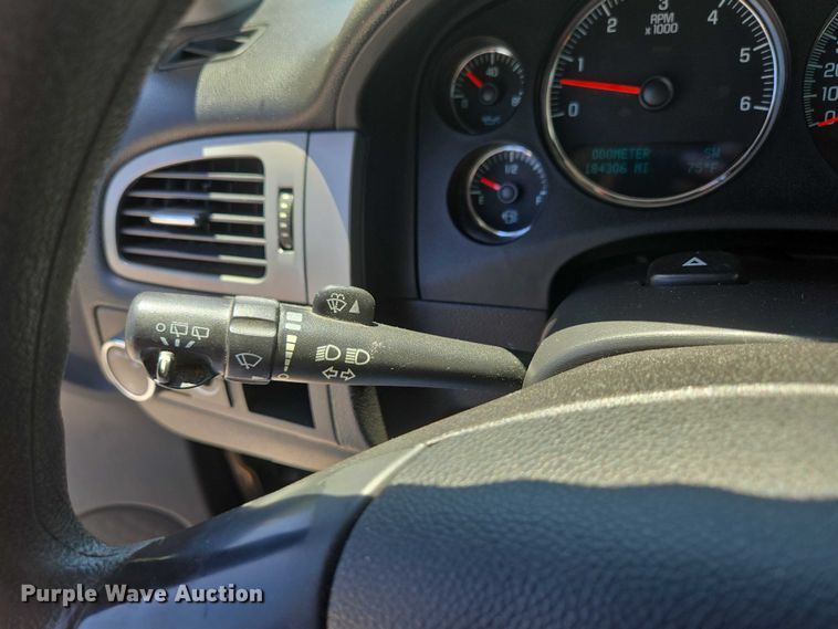 image for item ED2103 2011 Chevrolet Tahoe Police SUV