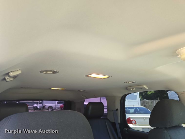 image for item ED2103 2011 Chevrolet Tahoe Police SUV