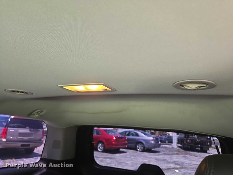 image for item ED2103 2011 Chevrolet Tahoe Police SUV