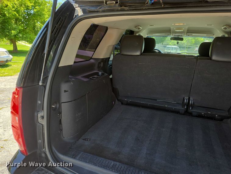 image for item ED2103 2011 Chevrolet Tahoe Police SUV