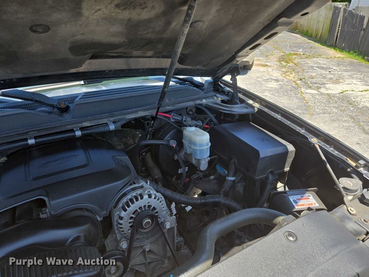 image for item ED2103 2011 Chevrolet Tahoe Police SUV