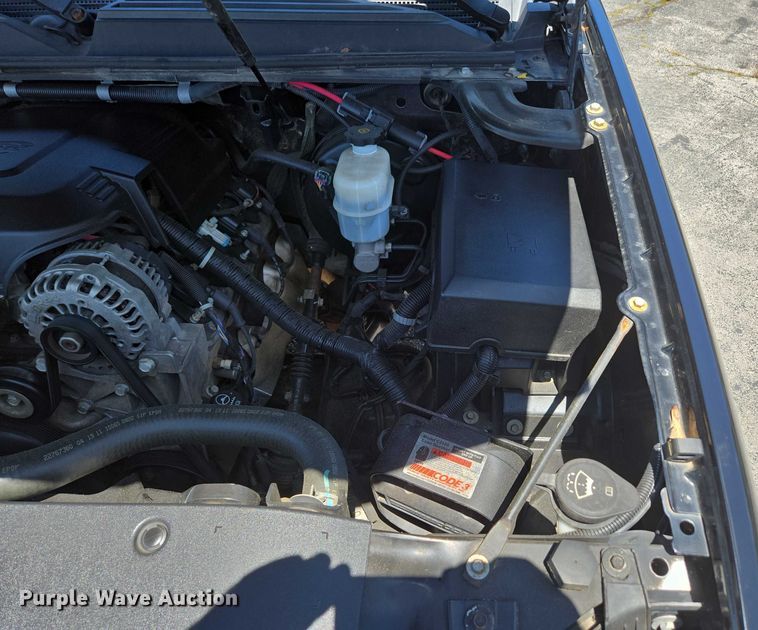 image for item ED2103 2011 Chevrolet Tahoe Police SUV