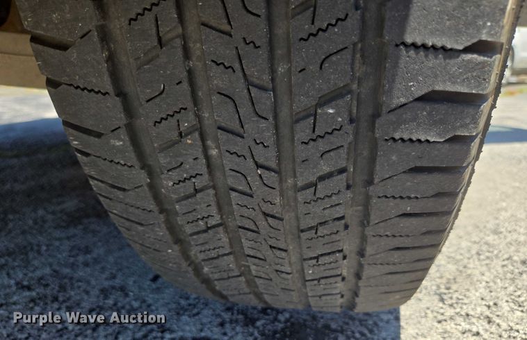 image for item ED2103 2011 Chevrolet Tahoe Police SUV