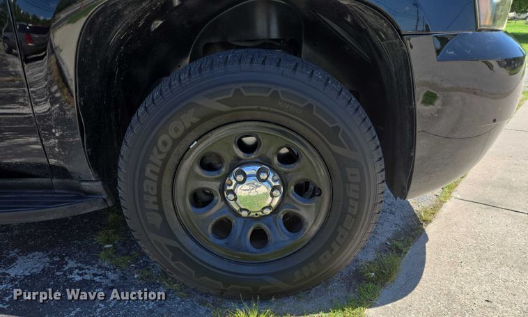 image for item ED2103 2011 Chevrolet Tahoe Police SUV