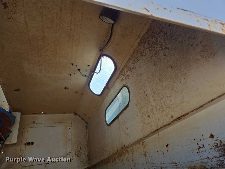 image for item ED2118 2002 Freightliner FL70 street sweeper truck