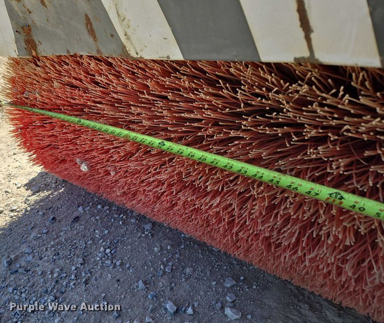 image for item ED2118 2002 Freightliner FL70 street sweeper truck