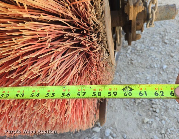 image for item ED2118 2002 Freightliner FL70 street sweeper truck