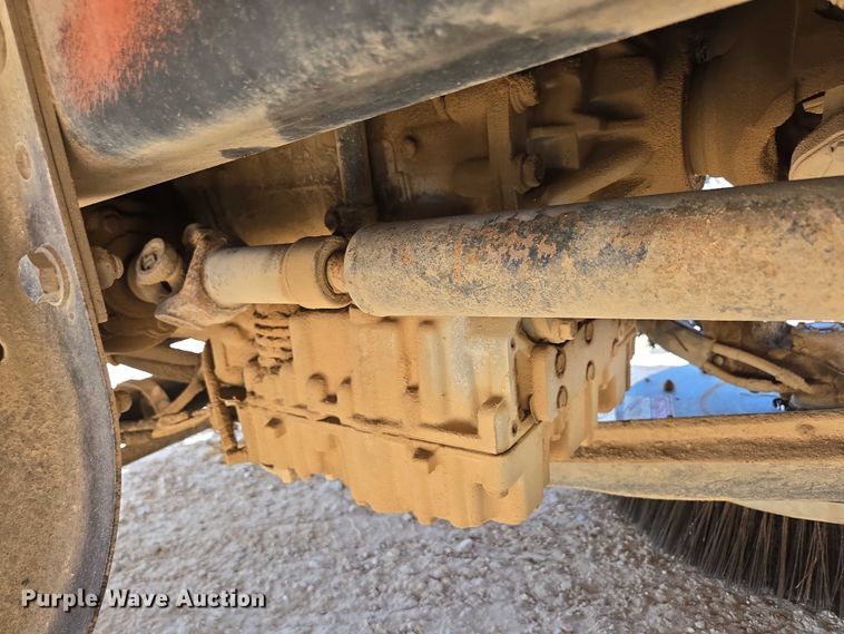 image for item ED2118 2002 Freightliner FL70 street sweeper truck