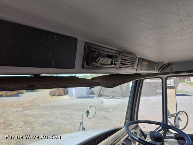 image for item ED2118 2002 Freightliner FL70 street sweeper truck