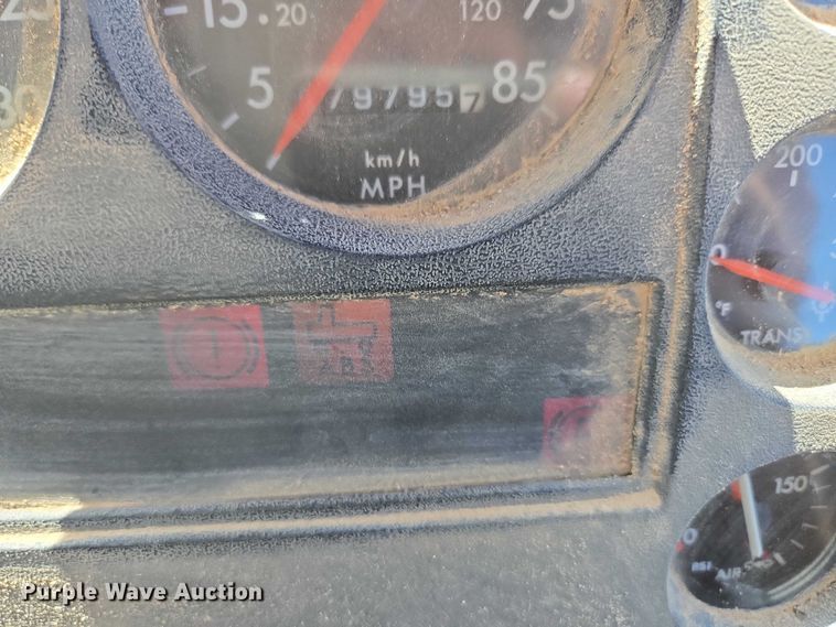 image for item ED2118 2002 Freightliner FL70 street sweeper truck