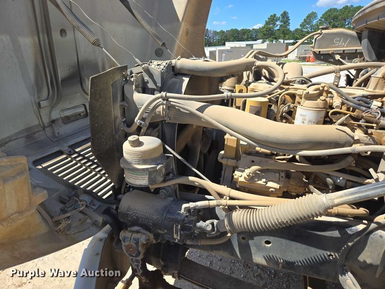 image for item ED2118 2002 Freightliner FL70 street sweeper truck