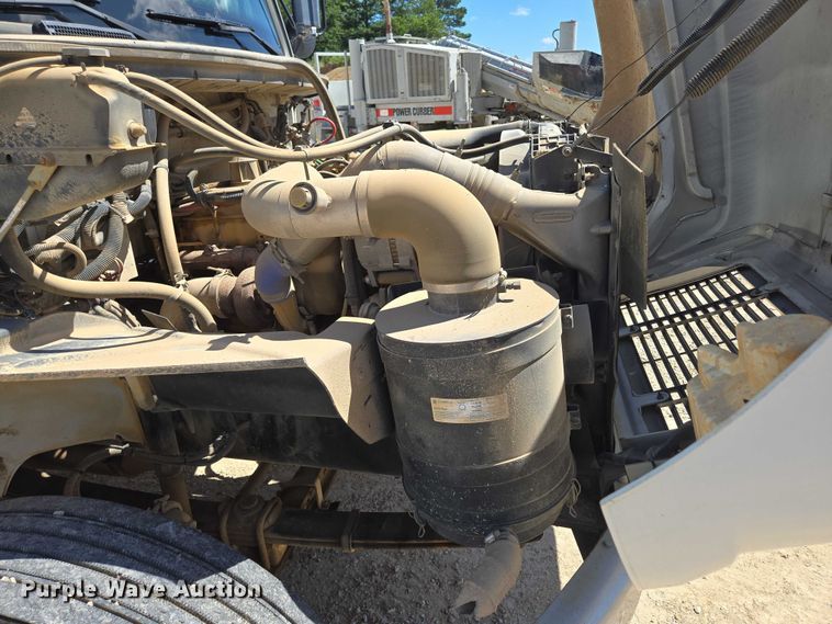 image for item ED2118 2002 Freightliner FL70 street sweeper truck