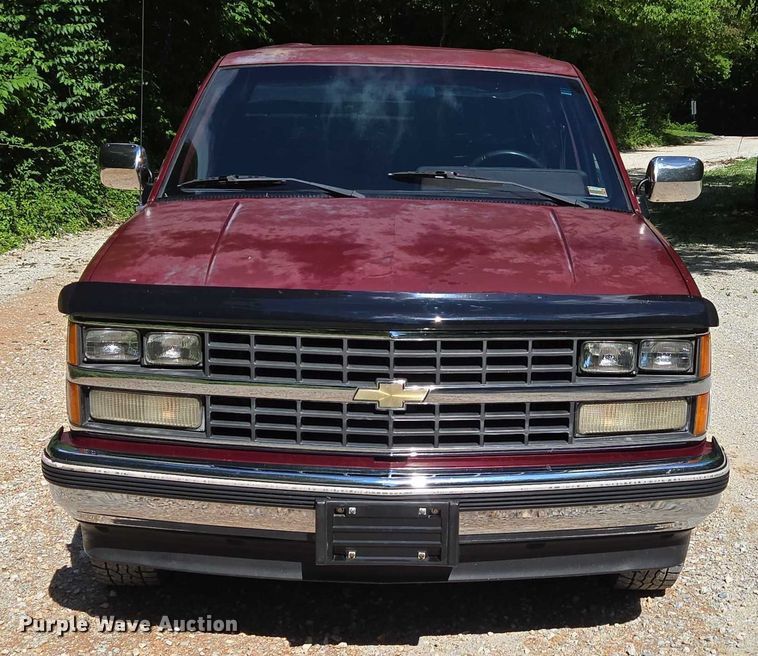 image for item ED2124 1988 Chevrolet C1500 pickup truck