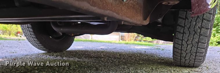 image for item ED2124 1988 Chevrolet C1500 pickup truck