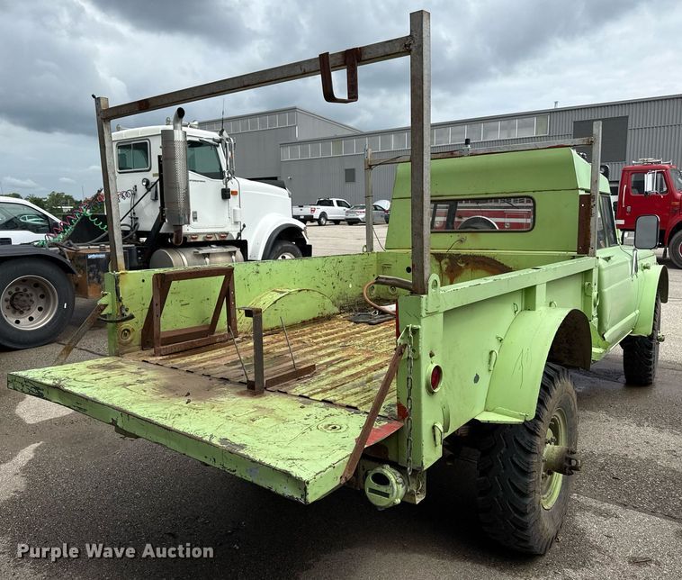image for item ED4237 1969 Kaiser Jeep M715 pickup truck