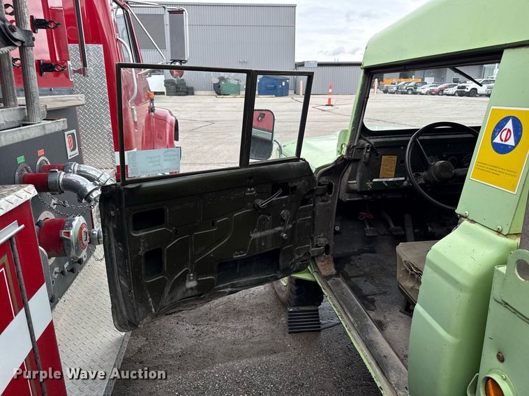 image for item ED4237 1969 Kaiser Jeep M715 pickup truck