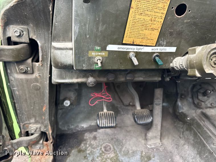 image for item ED4237 1969 Kaiser Jeep M715 pickup truck