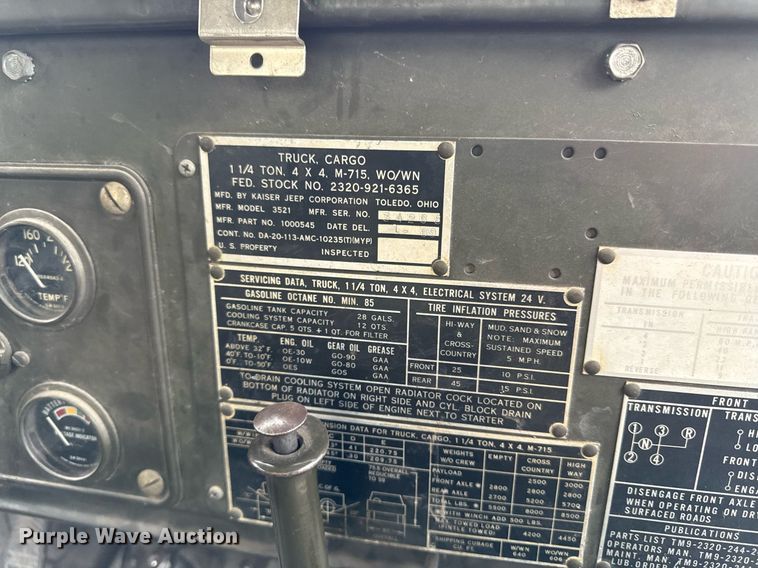 image for item ED4237 1969 Kaiser Jeep M715 pickup truck