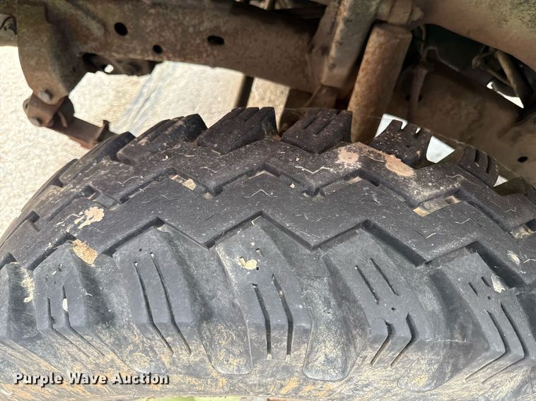 image for item ED4237 1969 Kaiser Jeep M715 pickup truck