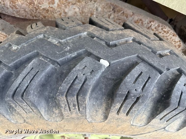 image for item ED4237 1969 Kaiser Jeep M715 pickup truck