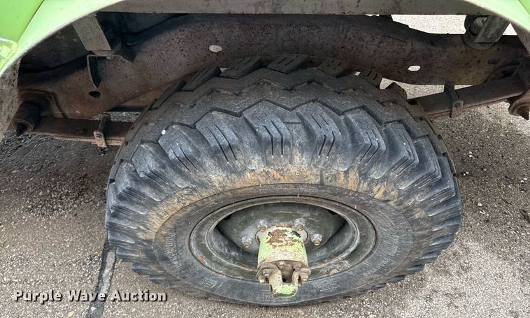 image for item ED4237 1969 Kaiser Jeep M715 pickup truck