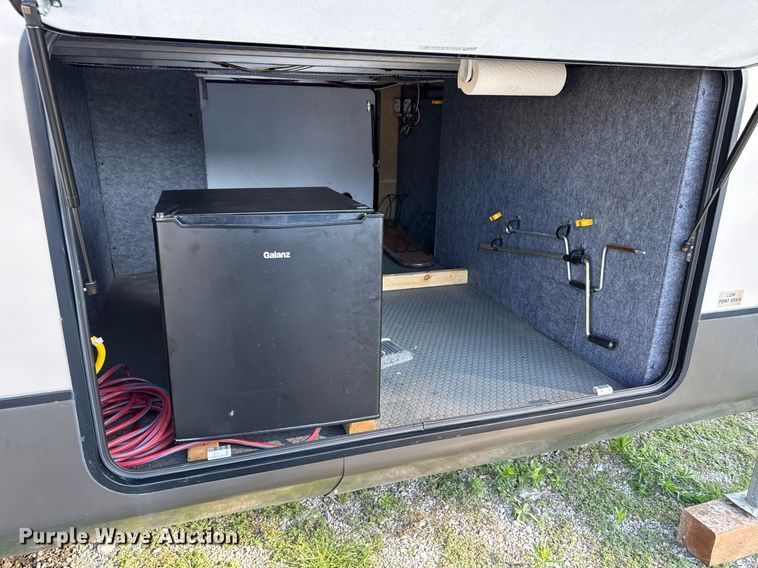 image for item ED4244 2013 Jayco camper