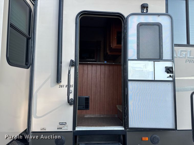 image for item ED4244 2013 Jayco camper