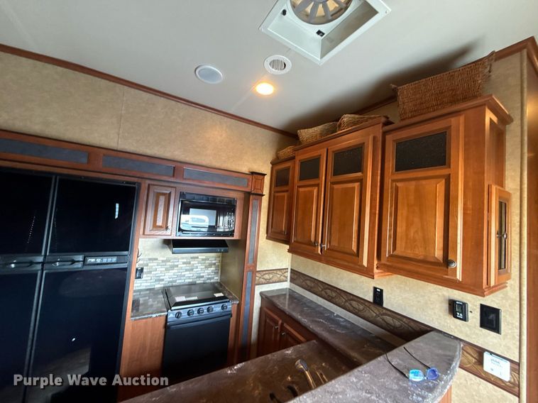 image for item ED4244 2013 Jayco camper