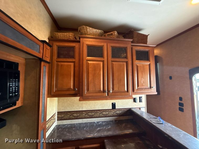 image for item ED4244 2013 Jayco camper