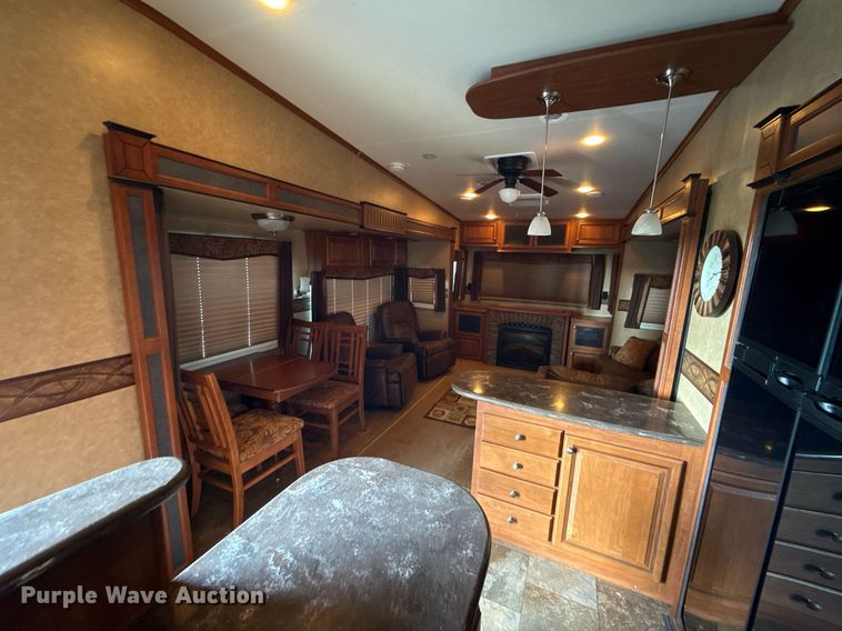 image for item ED4244 2013 Jayco camper