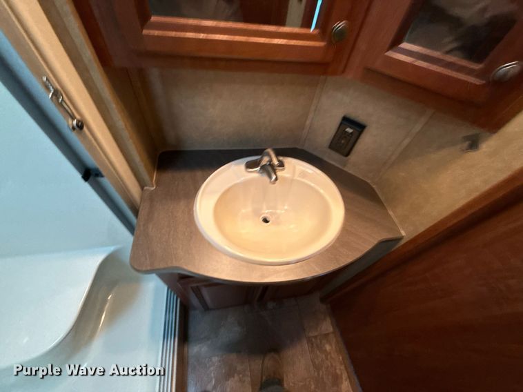 image for item ED4244 2013 Jayco camper