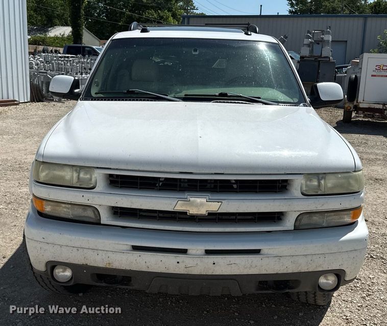image for item ED4246 2004 Chevrolet  Suburban SUV