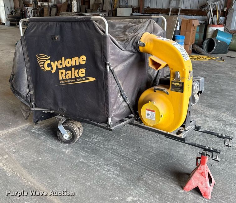 image for item ED4265 Cyclone rake leaf vacuum