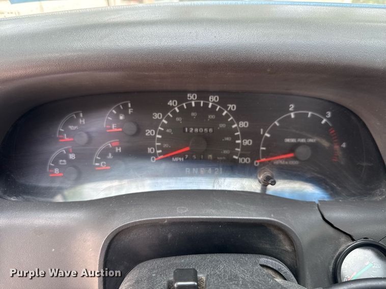 image for item ED5696 2007 Ford F650 Super Duty flatbed truck