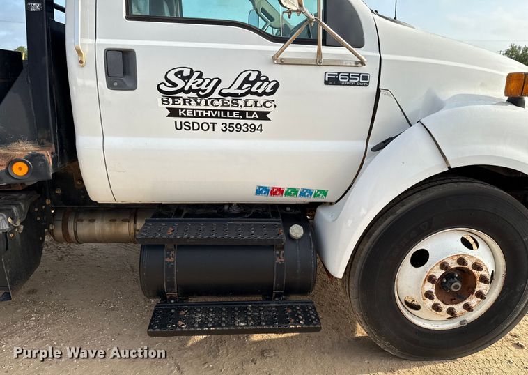 image for item ED5741 2011 Ford F650 Super Duty XL flatbed truck