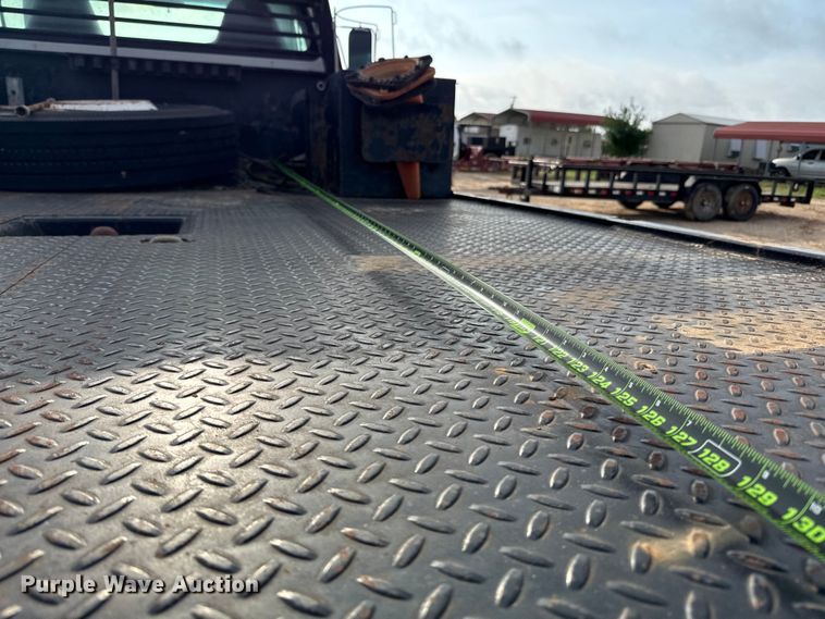 image for item ED5741 2011 Ford F650 Super Duty XL flatbed truck