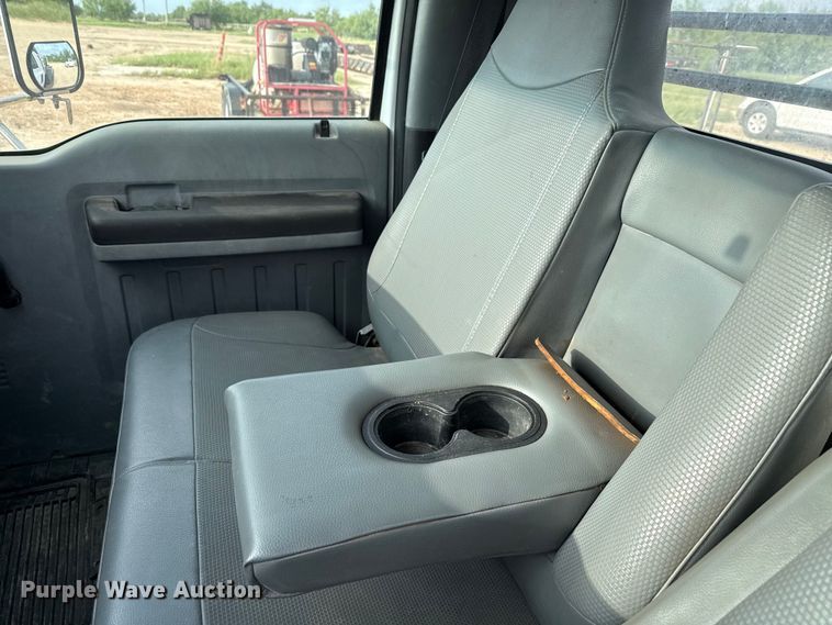 image for item ED5741 2011 Ford F650 Super Duty XL flatbed truck